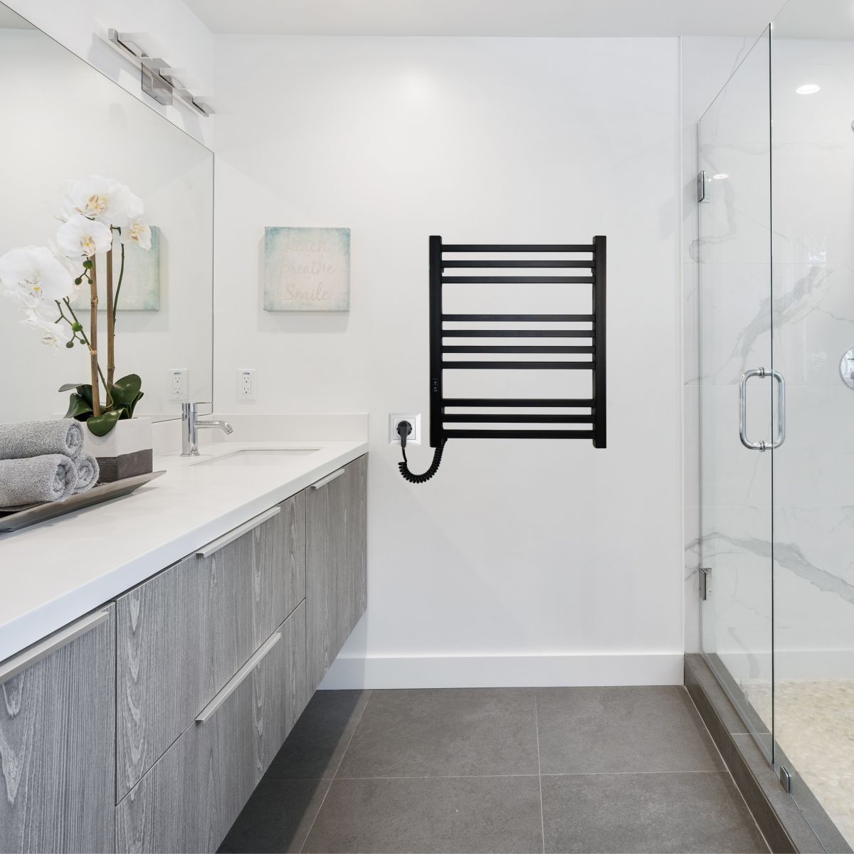 Рушникосушарка електрична Carino LORENZO з контроллером Чорний матовий 590*490