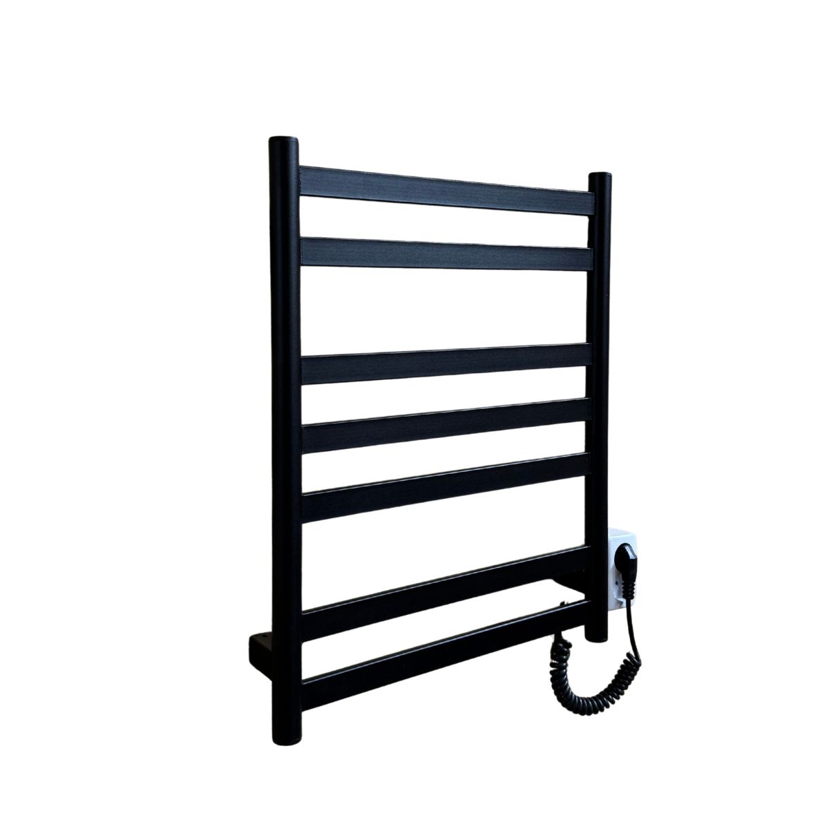 Рушникосушарка електрична Carino MIA з кнопкою Чорний матовий 590*490