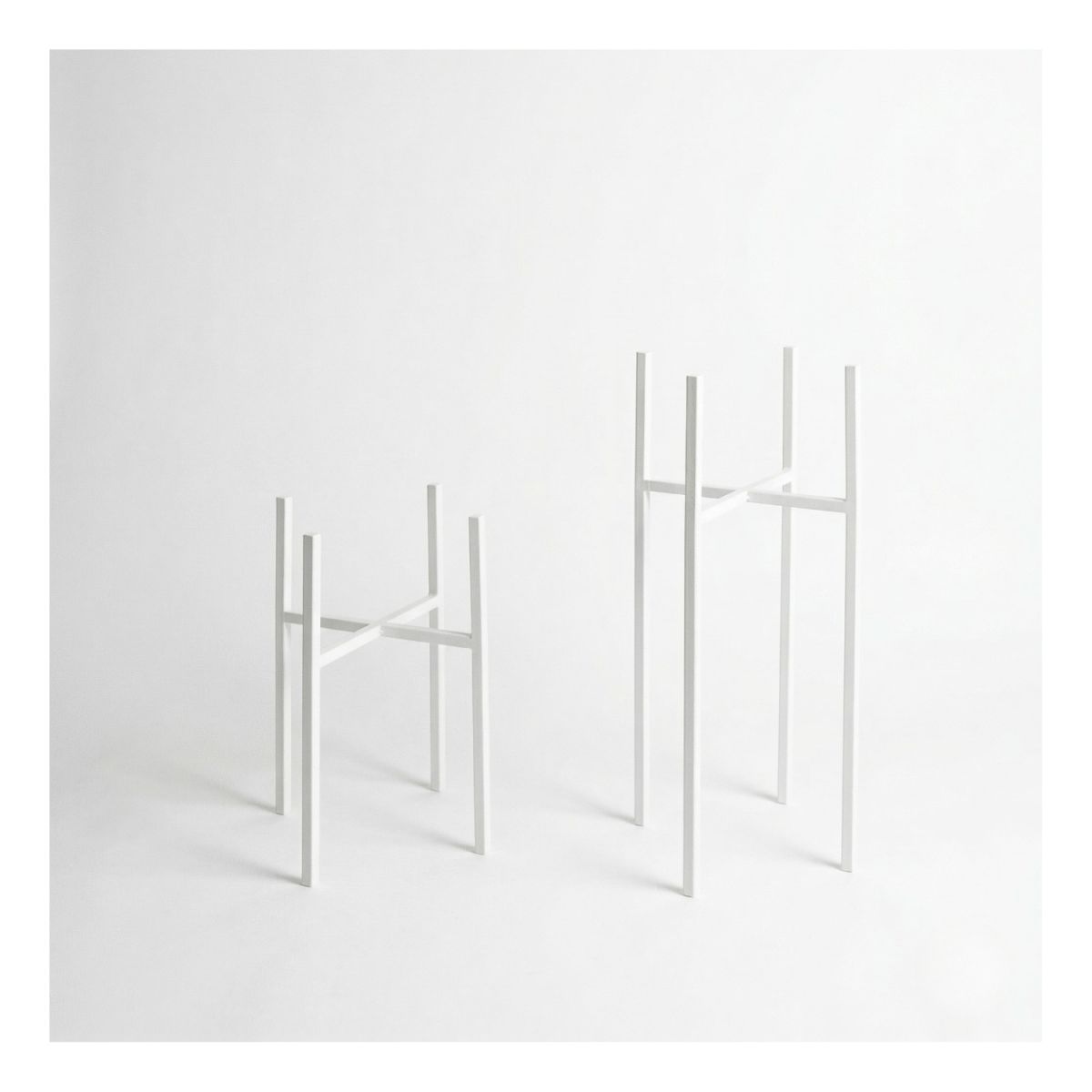 Подставка для цветов Carino Белый глянец 600*25